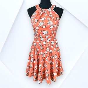 Floral Print Layered Skirt Pleated Neckline Dress with Mesh Open Back - Small